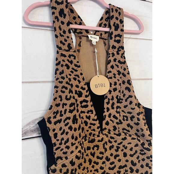 BIBI Animal Print Romper Size SM Comfy Cozy - Picture 4 of 4